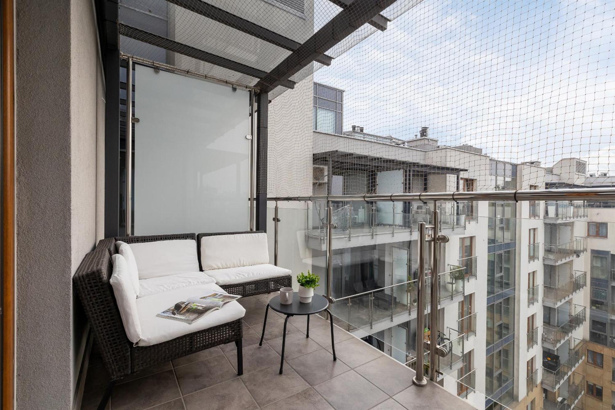Spacious & Cozy Grzegorzecka By Renters *