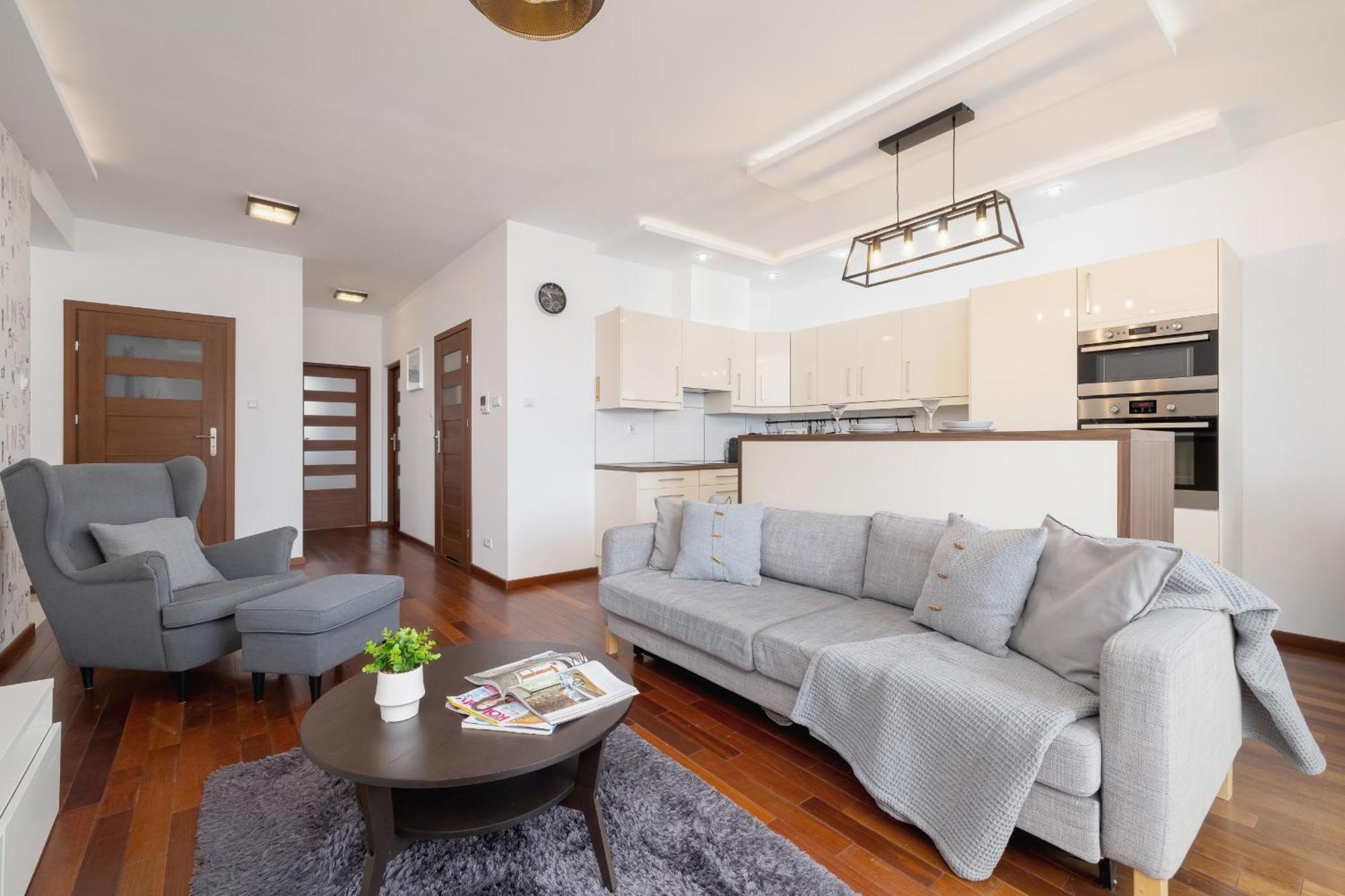 Spacious & Cozy Grzegorzecka By Renters Apartment *